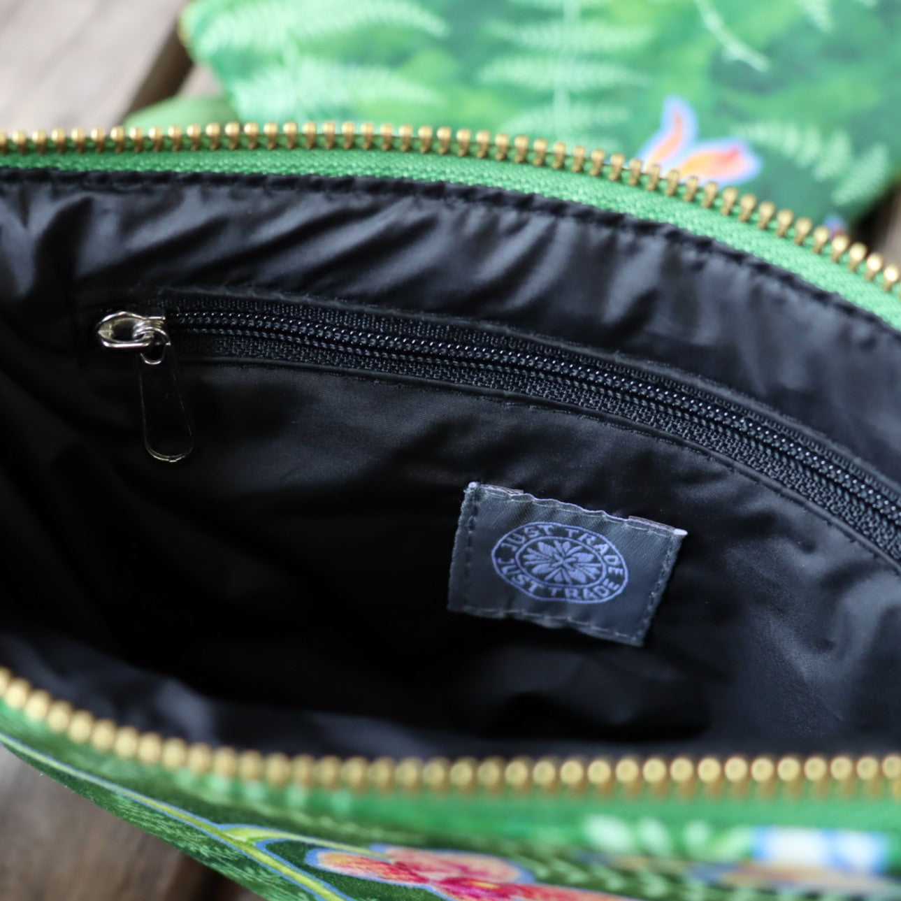 Sarah Carpenter Botany Make Up Bag