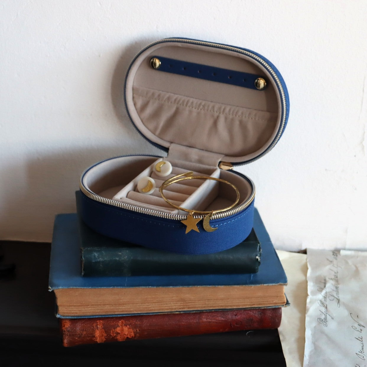 Starry Eyed Jewellery Case