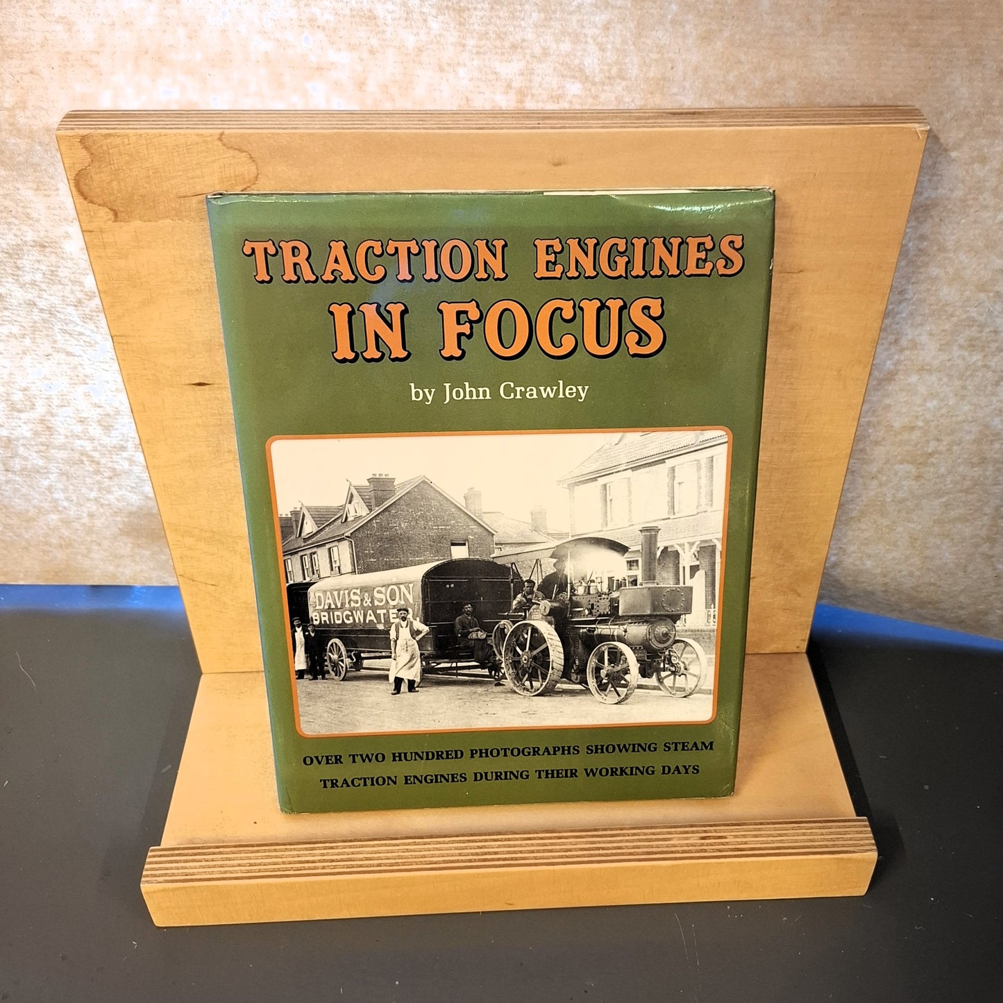 Traction Engines in Focus